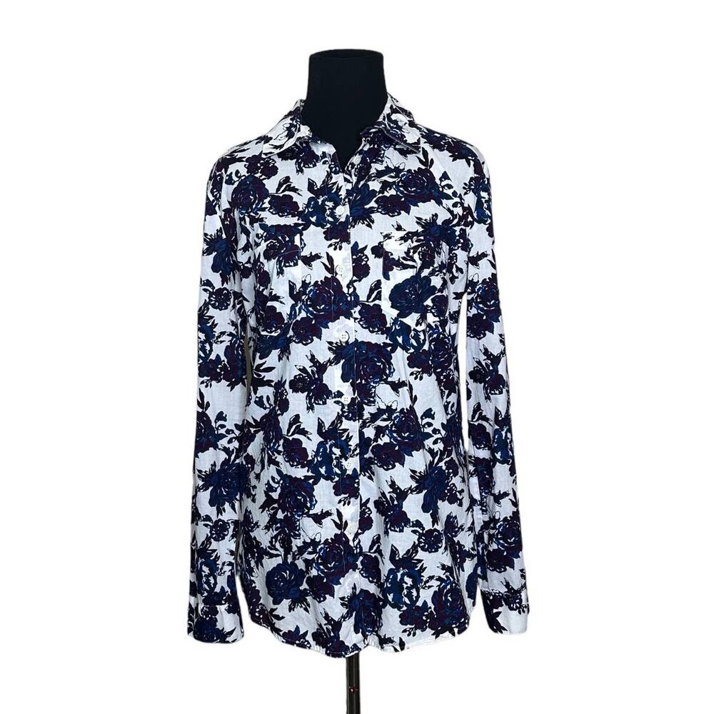 Loft blue floral on white buttoned long sleeves blouse size small
